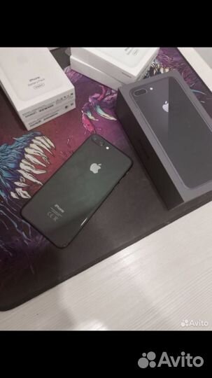 iPhone 8 Plus, 64 ГБ