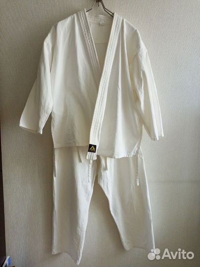 Кимоно детское новое 150 см с поясами