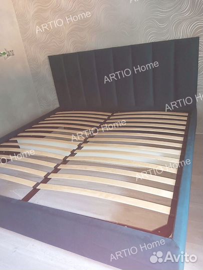 Дизайнерская кровать