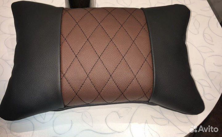 Авто подушки для подголовника из натуральной кожи