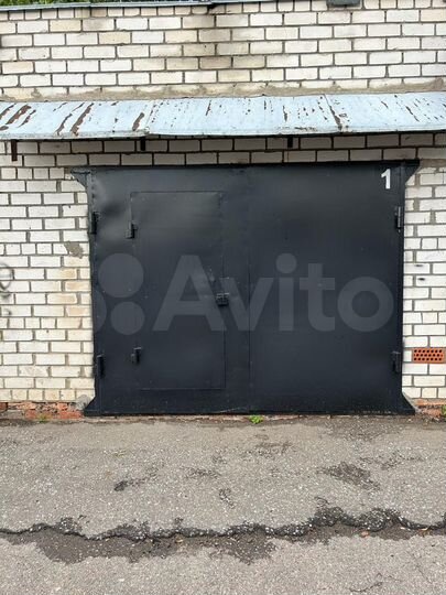 Гараж, > 30 м²