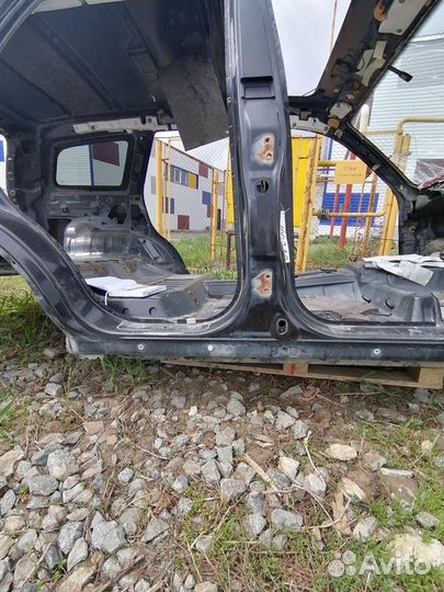 Стойка центральная правая Great Wall H2 2005-2010