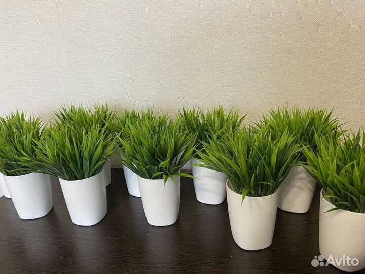 Искусственная трава в горшке Осока, цветы