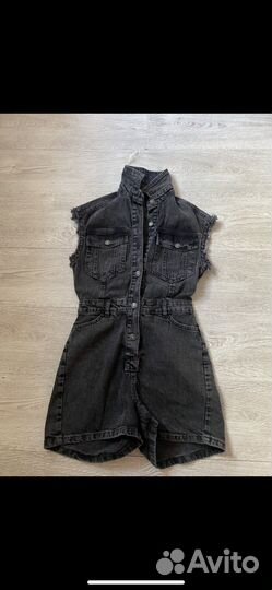 Джинсовый комбинезон