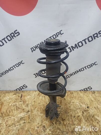 Стойка передняя правая Suzuki Kizashi