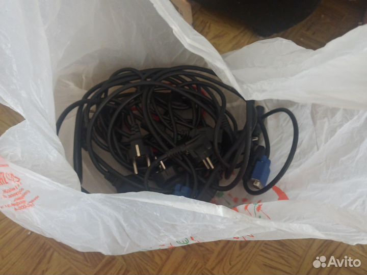 Кабель для компьютера