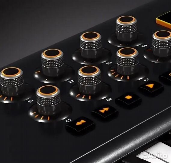 Midi клавиатура Behringer Motor 49