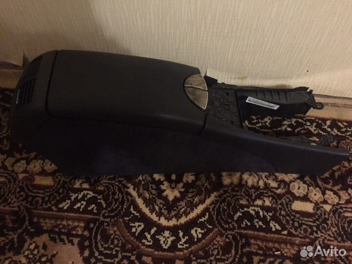 Подлокотник mb 211