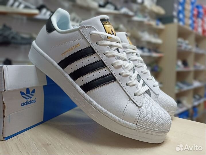 Новые кроссовки adidas