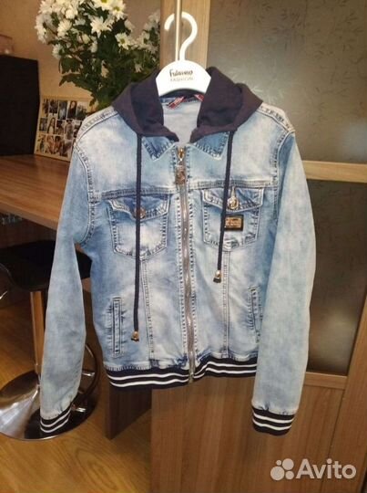 Джинсовая куртка