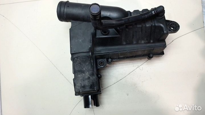 Корпус воздушного фильтра Volkswagen Golf 6, 2011