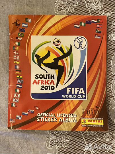 Колекционный альбом FIFA 2010