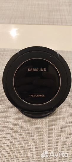 Беспроводное зарядное устройство samsung EP-NG930