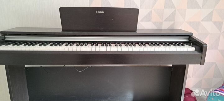 Цифровое пианино yamaha arius ydp 142