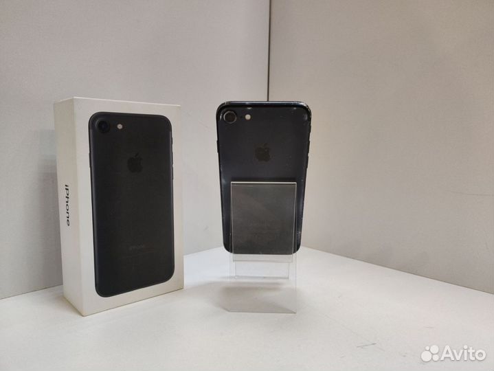 iPhone 7, 32 ГБ
