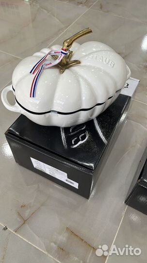 Чугунная кастюля staub