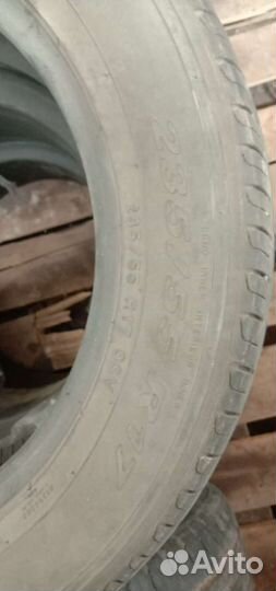 Pirelli P Zero 275/40 R20