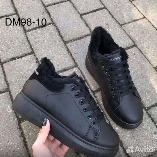 Зимняя женская обувь