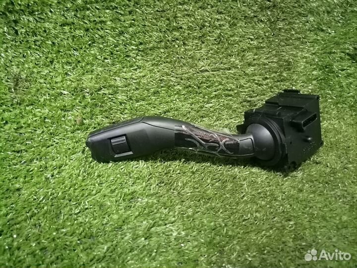 Переключатель подрулевой (дворников) 4E0953503 Aud