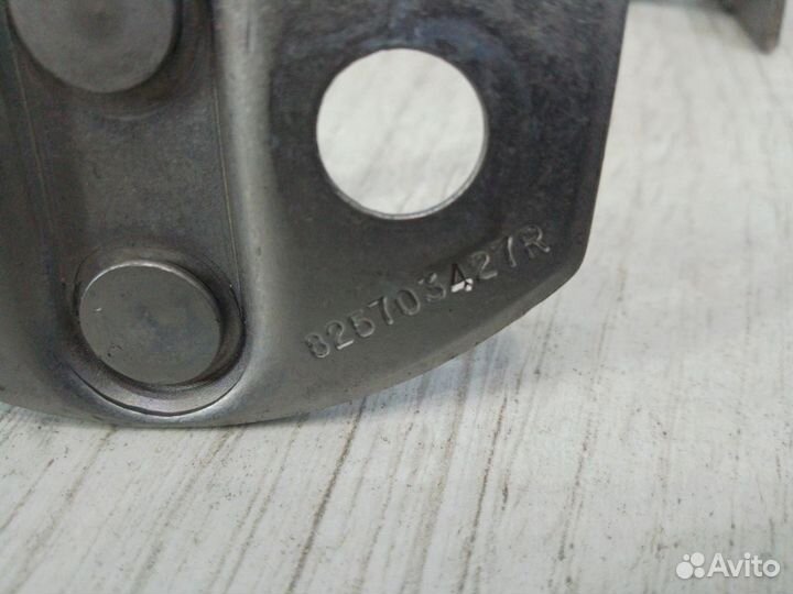 Ответная часть замка двери Renault duster 2