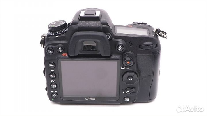 Nikon D7000 body в упаковке (пробег 10550 кадров)