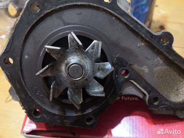 Помпа рено 1,8-2,0