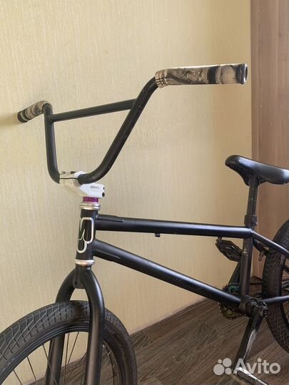 Велосипед bmx трюковой