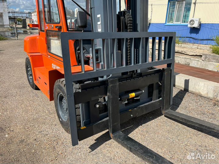 Вилочный погрузчик Heli CPCD70, 2023