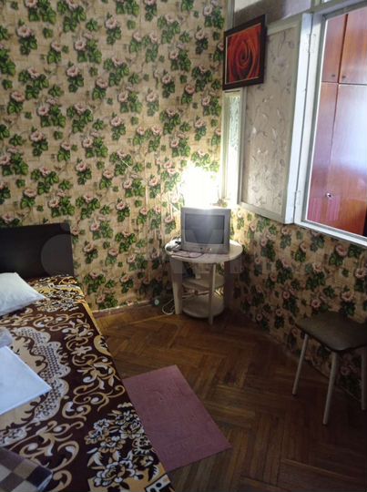 Комната 20 м² в 3-к., 2/5 эт.