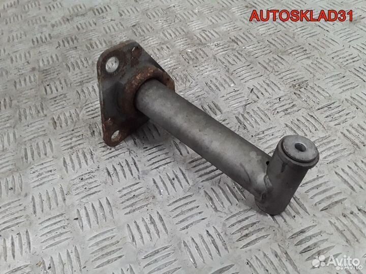 Кронштейн усилителя п/бампера левый Audi A6 C5