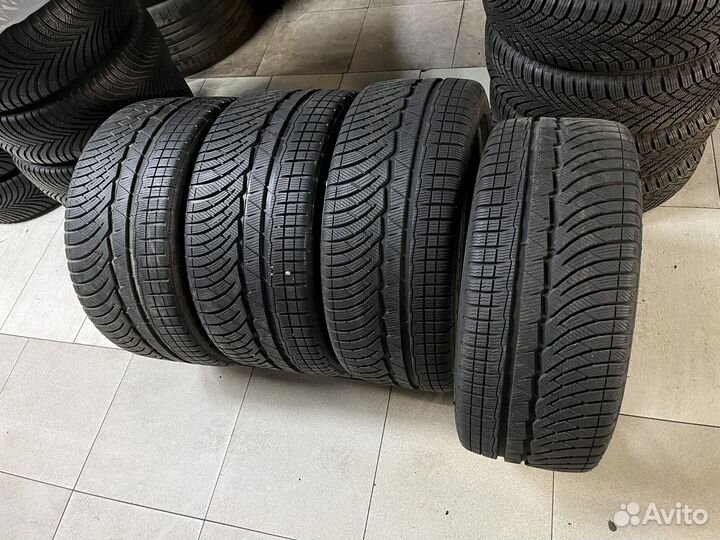 Michelin Alpin 4 245/40 R19 и 275/35 R19