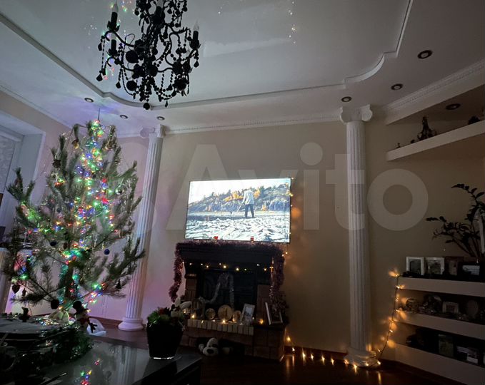 3-к. квартира, 98 м², 13/16 эт.