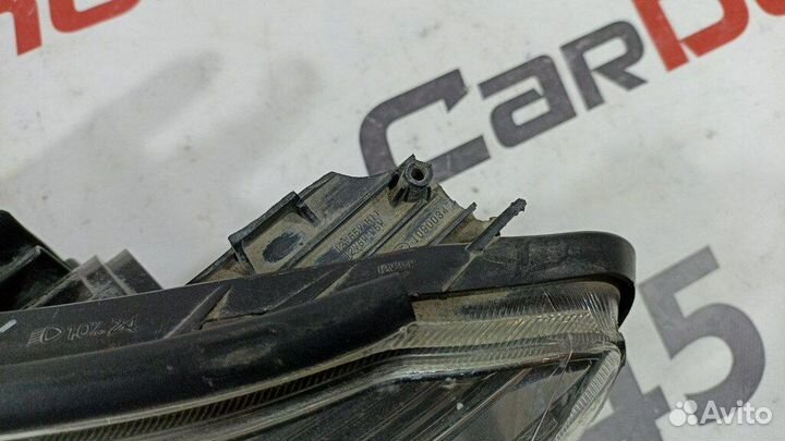 Фара головного света левая б/у для Toyota RAV4 (81