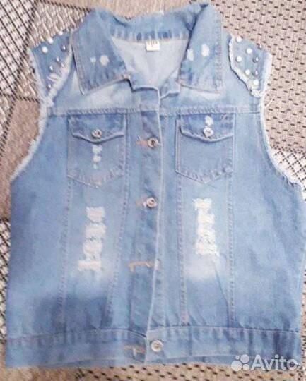 Новая джинсовая жилетка р.42'-46
