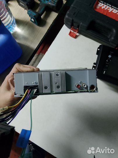 Продам магнитолу