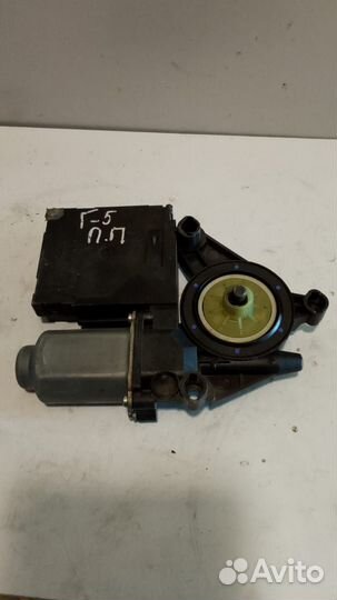 Моторчик стеклоподъемника Volkswagen Golf 5