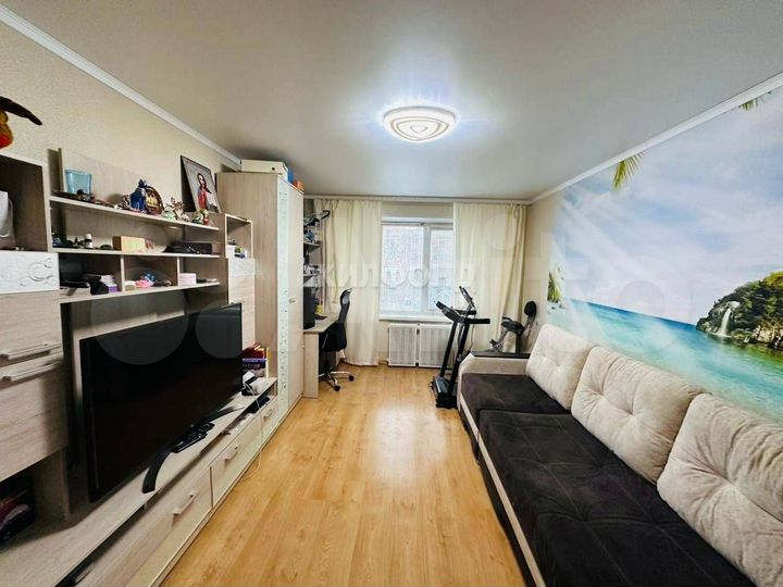 2-к. квартира, 51 м², 1/9 эт.