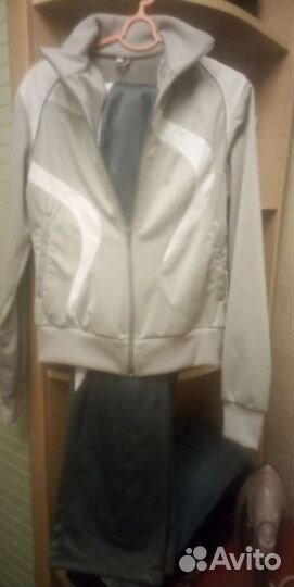 Спортивный костюм женский