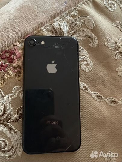 iPhone 8, 64 ГБ