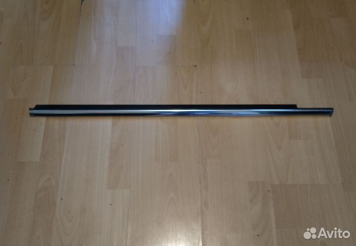 Накладка хром левая двери mercedes GLK 204