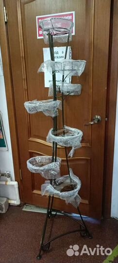 Подставки кованные