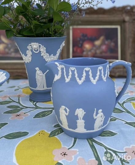 Кувшин и ваза Wedgwood