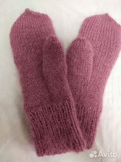 Варежки женские