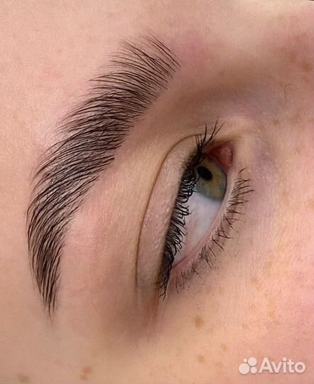 Окрашивание бровей