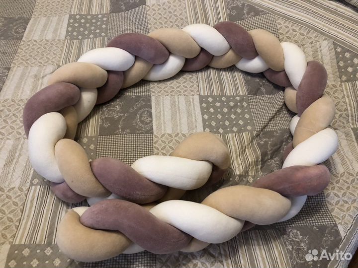 Бортик косичка в кроватку