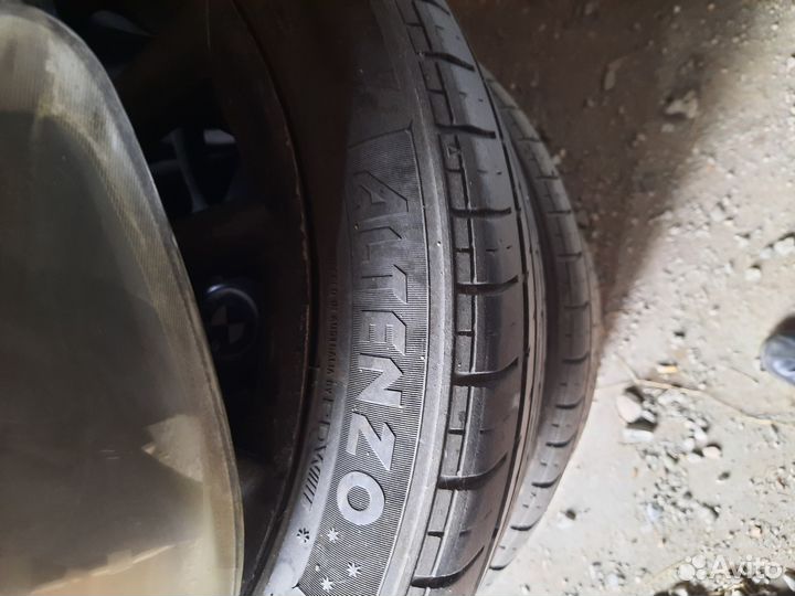 Altenzo Sport Comforter 235/45 R18