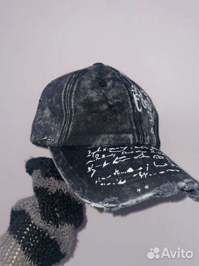 Кепка custom cybersigillism