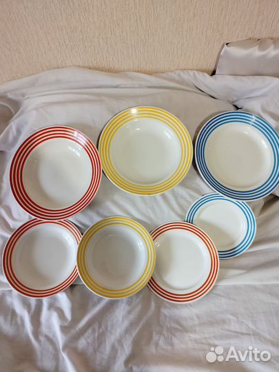 Набор тарелок 