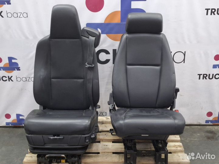 2499398 Комплект сидений Scania 6-series