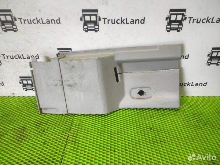 Накладка в салоне правая Man Tgs